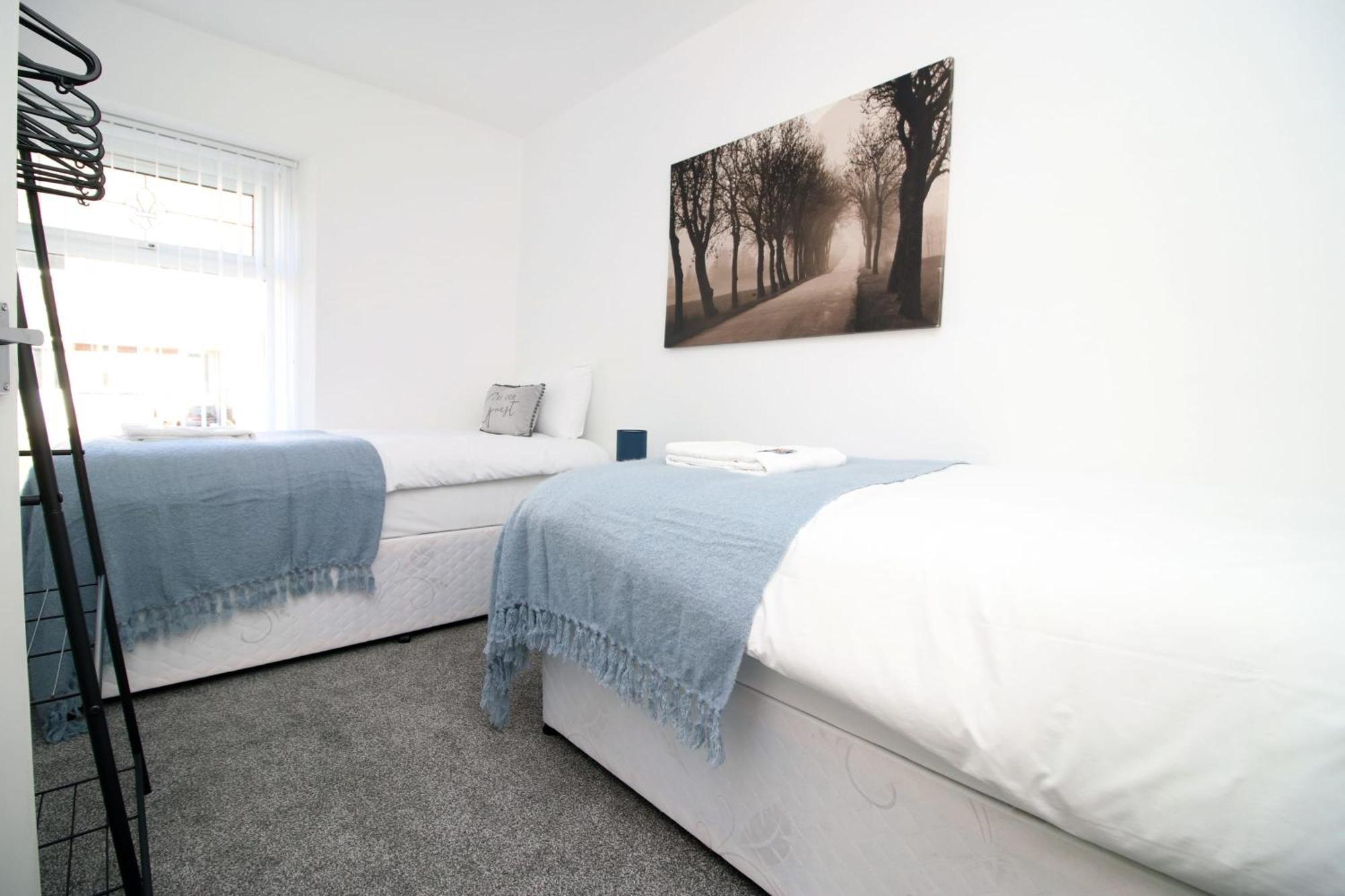 Very Special Home In Rhondda Valley Herbert House By Staystaycations Treorky Exteriör bild